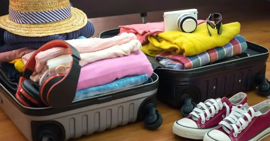How to Pack for Florida in March